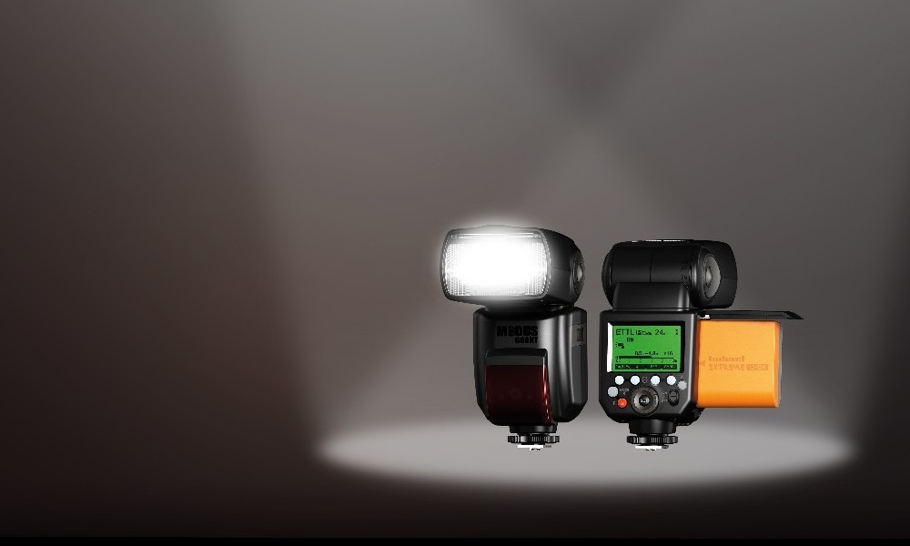 MODUS 600RT Speedlight Scoops 8 Awards!